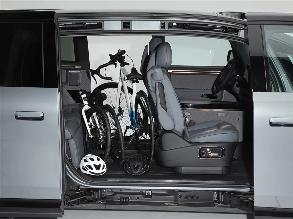 ZEEKR MIX 702km CLTC Range Electric MPV factory
